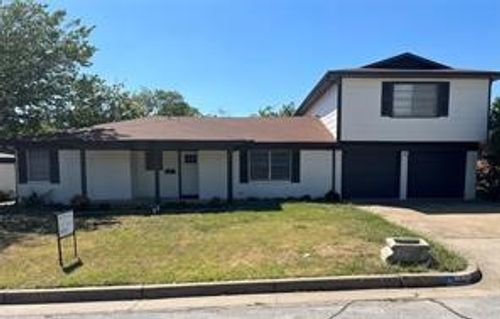 1732 Sheffield Pl, Fort Worth, TX, 76112-3220 | Card Image