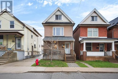 209 Glendale Avenue N, Hamilton (Crown Point), ON, L8L7K2 | Card Image