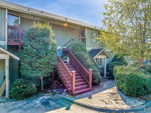 432 Windswept Dr, Asheville, NC, 28801-4214 | Card Image