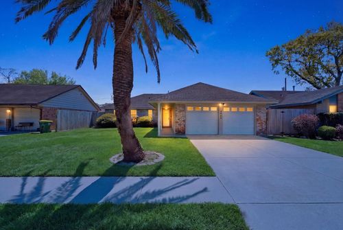 4908 Holly Park Dr, Pasadena, TX, 77505-2125 | Card Image