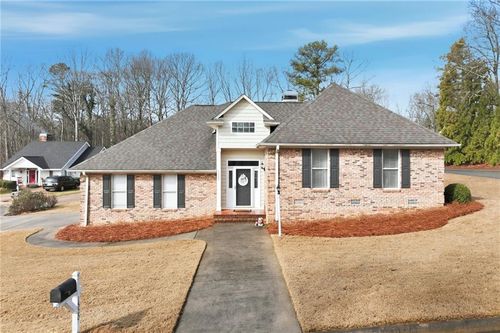 1520 Woodland Way, Gainesville, GA, 30501-2080 | Card Image