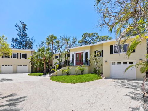 7320 Melaleuca Way, SARASOTA, FL, 34242-2654 | Card Image