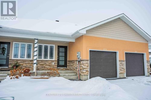223 Third St W, Cornwall, ON, K6J0B6 | Card Image