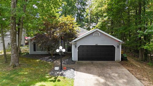 711 Sled Run, Santa Claus, IN, 47579-6214 | Card Image