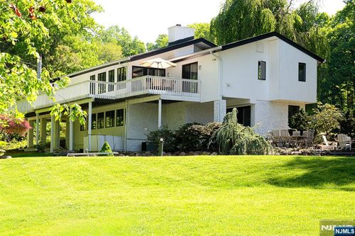 165 Hoover Dr, Cresskill, NJ, 07626-1759 | Card Image