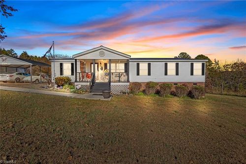 1107 Plantation Way, Trinity, NC, 27370-7194 | Card Image