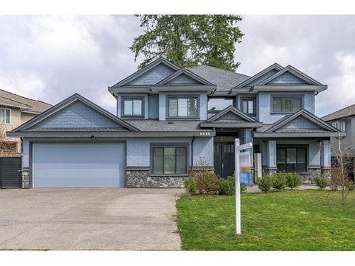 8538 156 St, Surrey, BC, V3S3R9 | Card Image