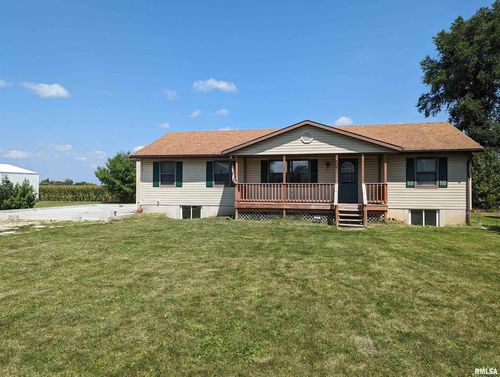 207 E 4th St, Mineral, IL, 61344-9161 | Card Image