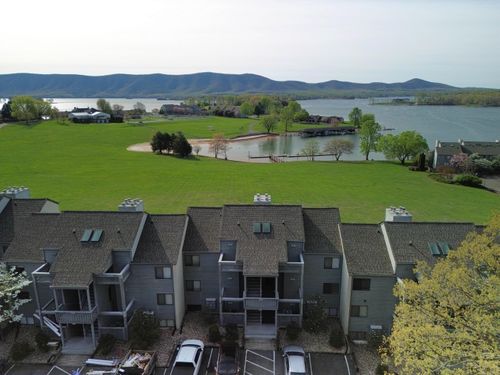 unit-1314-110 Sailors Cove Dr, Moneta, VA, 24121-3379 | Card Image