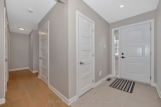 1229 Erindale Dr, House other with 4 bedrooms, 2 bathrooms and 3 parking in Ottawa ON | Image 4