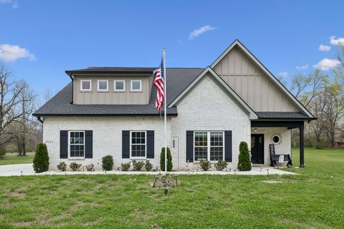 2037 W Lincoln St, Tullahoma, TN, 37388-5430 | Card Image