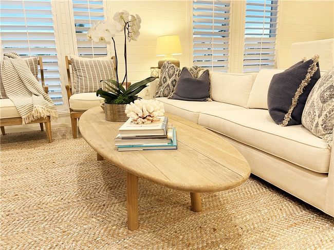 2046 Doheny Pl, Condo with 3 bedrooms, 4 bathrooms and 2 parking in Capistrano Beach CA | Image 12