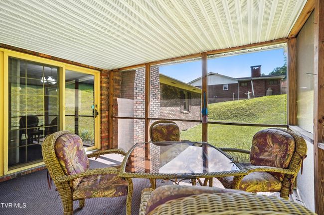 1710 Shawnee Ave E, House other with 4 bedrooms, 2 bathrooms and null parking in Big Stone Gap VA | Image 35
