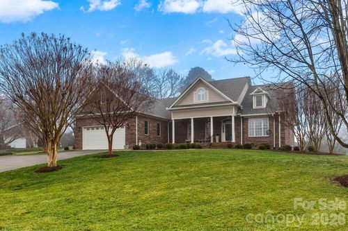 113 Quail Hollow Dr, Kings Mountain, NC, 28086-9401 | Card Image