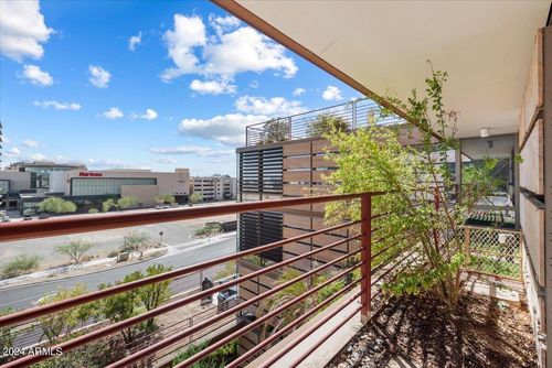 5004-7157 E Rancho Vista Dr, Scottsdale, AZ, 85251-1494 | Card Image