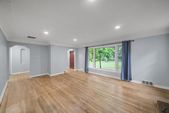5615 Carlburt St, House other with 3 bedrooms, 3 bathrooms and null parking in West Bloomfield MI | Image 14