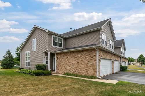1414 Cottonwood Trl, Yorkville, IL, 60560-9315 | Card Image