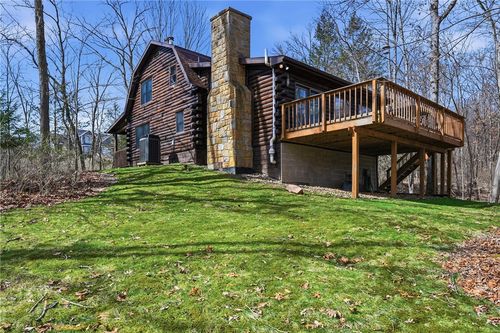 335 Mingo Rd, Wexford, PA, 15090-7407 | Card Image