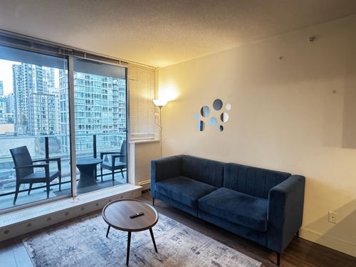605-1325 Rolston St, Vancouver, BC, V6B0M2 | Card Image