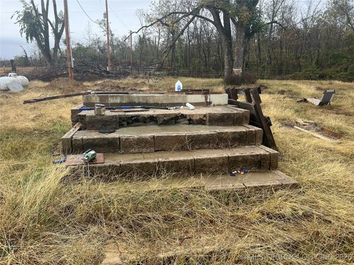 1825 N 4257, Pryor, OK, 74361-8983 | Card Image