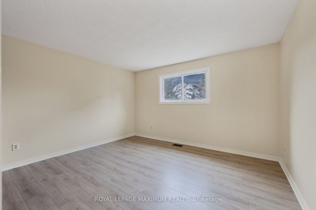 7 Princess Dr, House other with 3 bedrooms, 1 bathrooms and 4 parking in Lisle ON | Image 17
