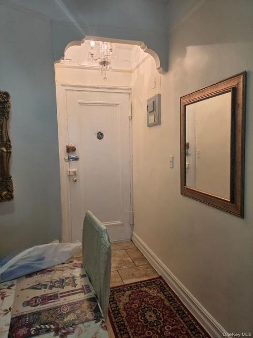 3d-34-20 83rd St, Jackson Heights, NY, 11372-3015 | Card Image