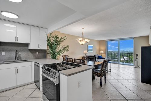 apt-12b-1800 N Andrews Ave, Fort Lauderdale, FL, 33311-3905 | Card Image