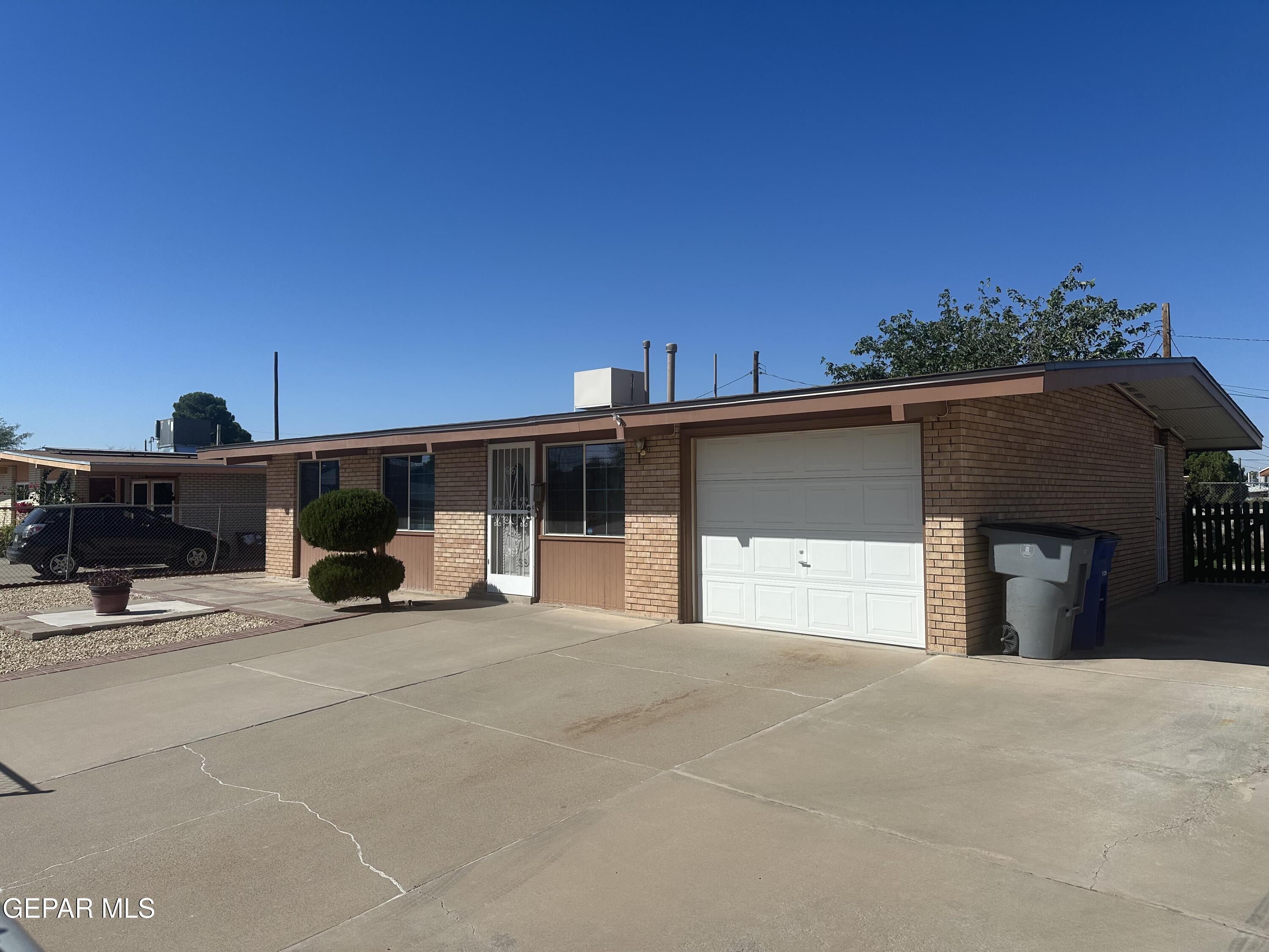 Broadway Dr, El Paso, TX 79915