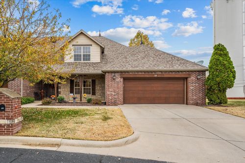 109 Grand Summit Pt, Branson, MO, 65616-7752 | Card Image