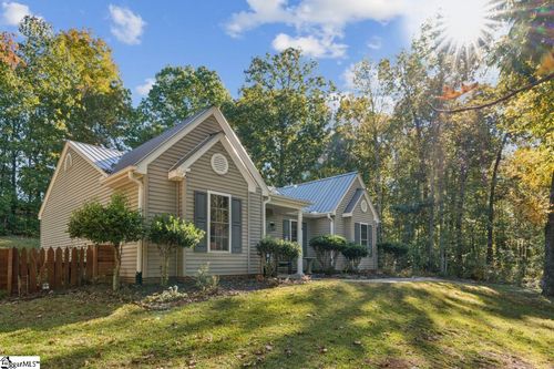 418 Den Ridge Drive, Walhalla, SC, 29691 | Card Image