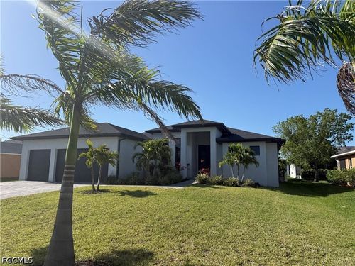 3724 3rd St, Cape Coral, FL, 33991-1025 | Card Image