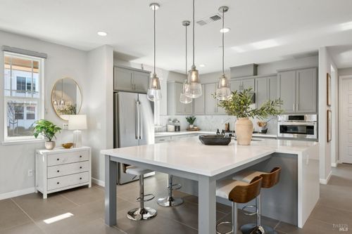 1805 Alvarado St, Petaluma, CA, 94952-9128 | Card Image