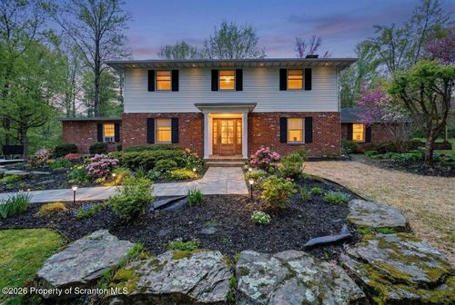 39 Fig Ave, Clarks Summit, PA, 18411-7810 | Card Image