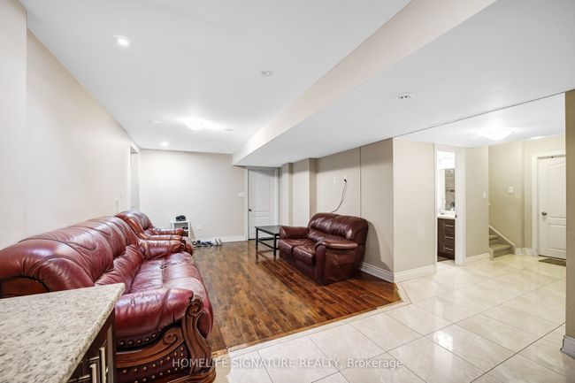 50 Marbleseed Cres, House other with 6 bedrooms, 4 bathrooms and 4 parking in Brampton ON | Image 37