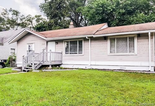 17641 Evergreen Rd, Detroit, MI, 48219-3420 | Card Image