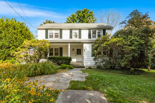 1000 North St, Greenwich, CT, 06831-2731 | Card Image