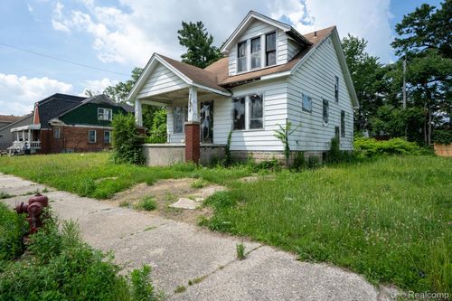 16665 Tuller St, Detroit, MI, 48221-4907 | Card Image