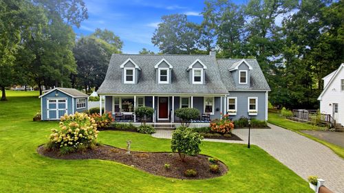20 Dana Hl, Belchertown, MA, 01007 | Card Image