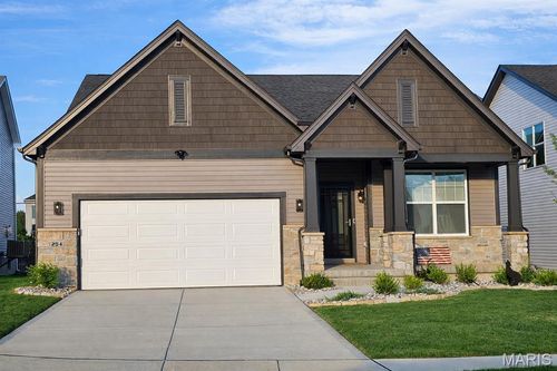 204 Randlin Dr, Lake St Louis, MO, 63367-6467 | Card Image