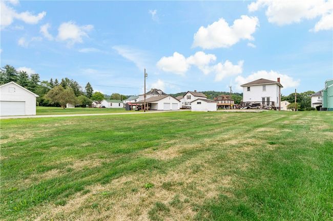 152 Pine St, House other with 4 bedrooms, 2 bathrooms and null parking in Jefferson PA | Image 22