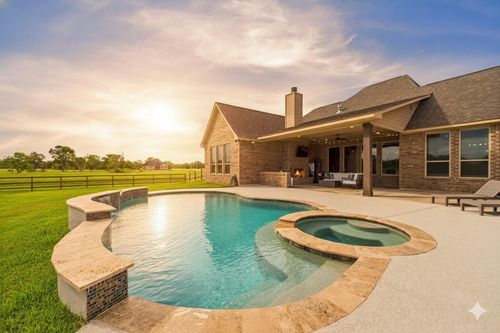 2711 Oakwood Shores Dr, Richwood, TX, 77515-7599 | Card Image