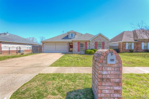 11899 S 269th East Ave, Coweta, OK, 74429-4838 | Card Image