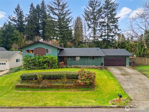 2701 Ne 113th St, Vancouver, WA, 98686-4233 | Card Image