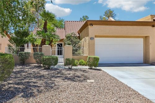 8701 Prairie Hill Dr, Las Vegas, NV, 89134-8416 | Card Image