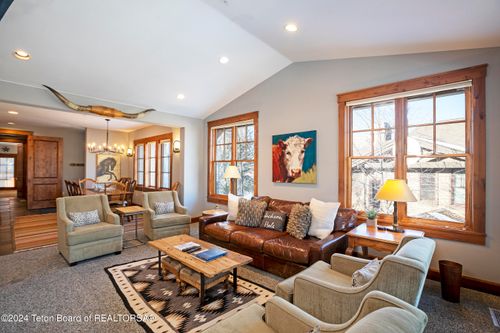 3130-531 Snow King Loop, Jackson, WY, 83001-8363 | Card Image