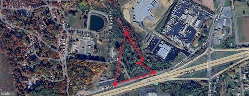 44 Motel Dr, SHARTLESVILLE, PA, 19554-7012 | Card Image