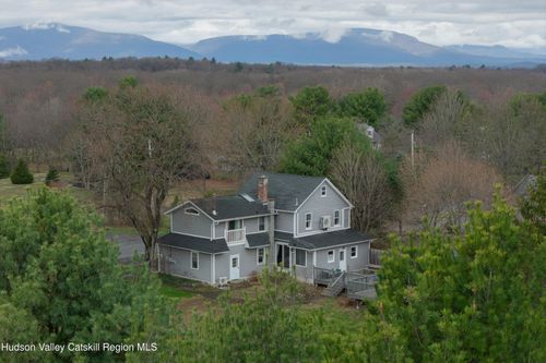 186 Commons Rd, Germantown, NY, 12526-5532 | Card Image