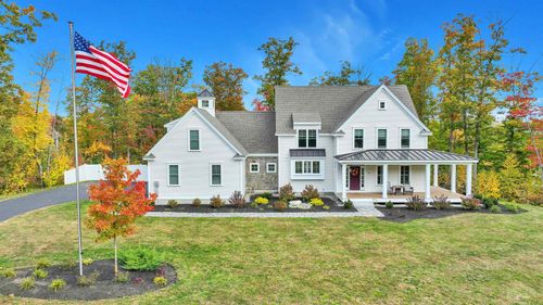 31 Freedom Lane, Auburn, NH, 03032 | Card Image