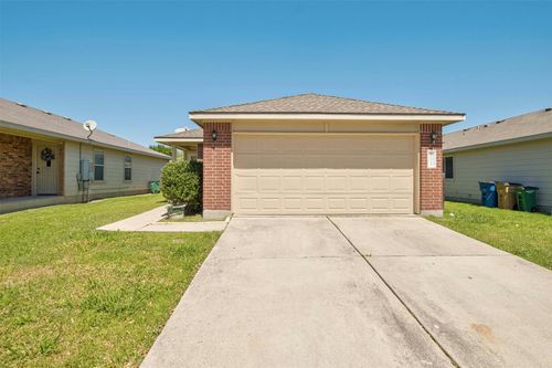 12524 Sky Harbor Dr, Del Valle, TX, 78617-3676 | Card Image