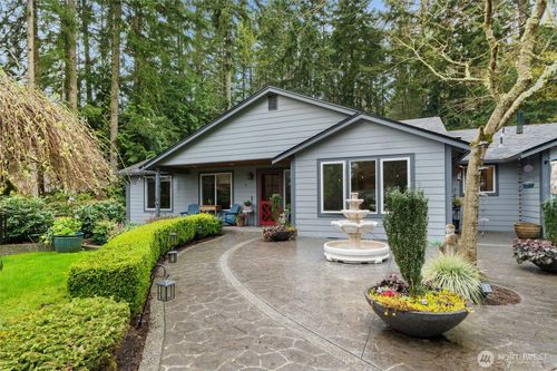 20623 Mainland View Pl Ne, Suquamish, WA, 98392-9567 | Card Image